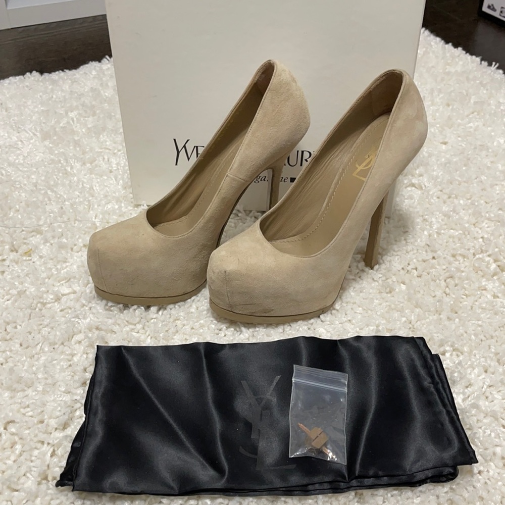 YSL Tribtoo Nude Suede Pumps Sz. 36.5